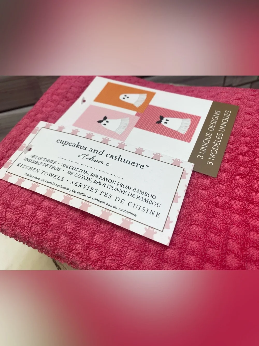 Cupcakes and cashmere ❤️(3) Fringe Edge Ghost Kitchen Towel NWT